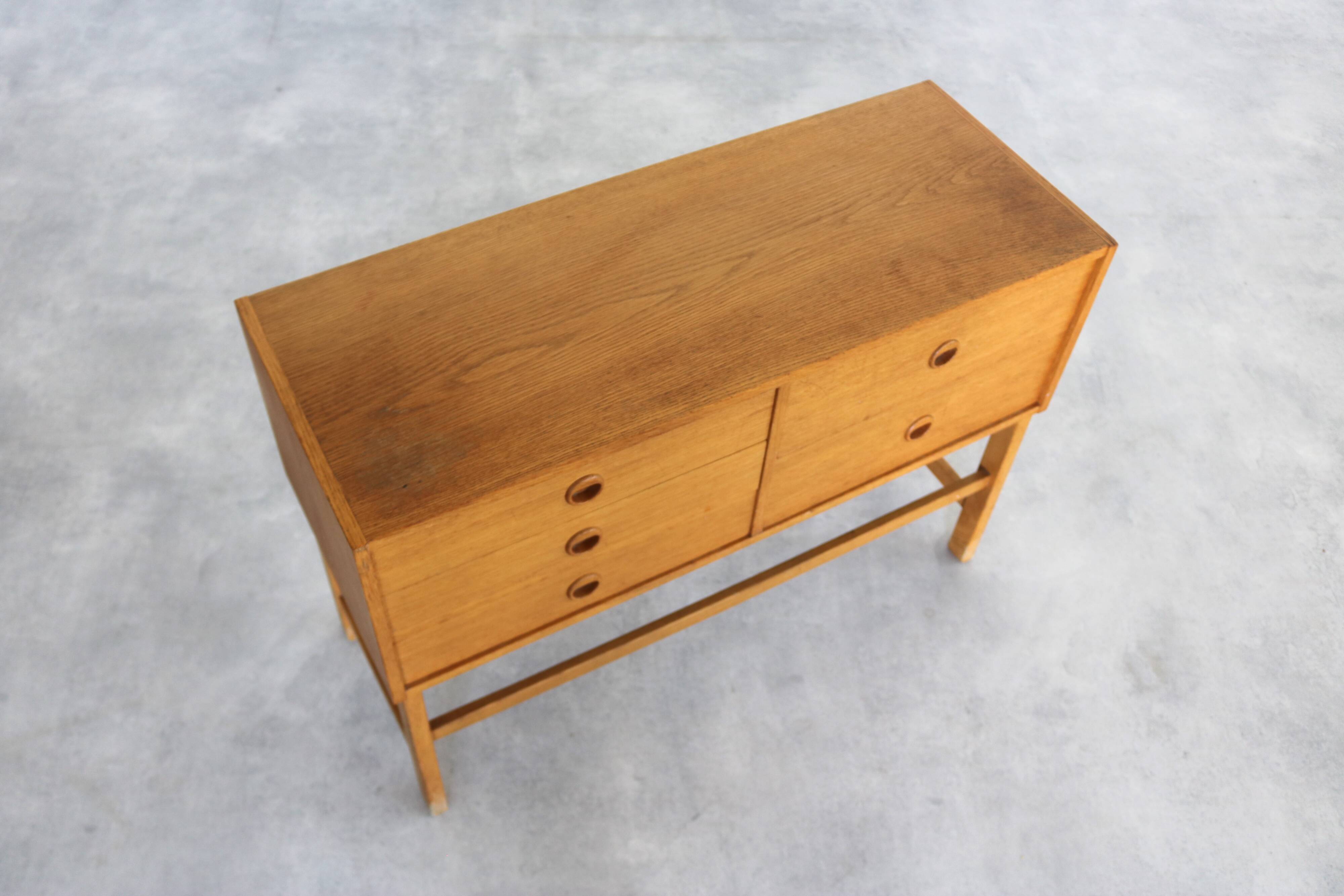 vintage chest of drawers | hall closet | cupboard | 60s