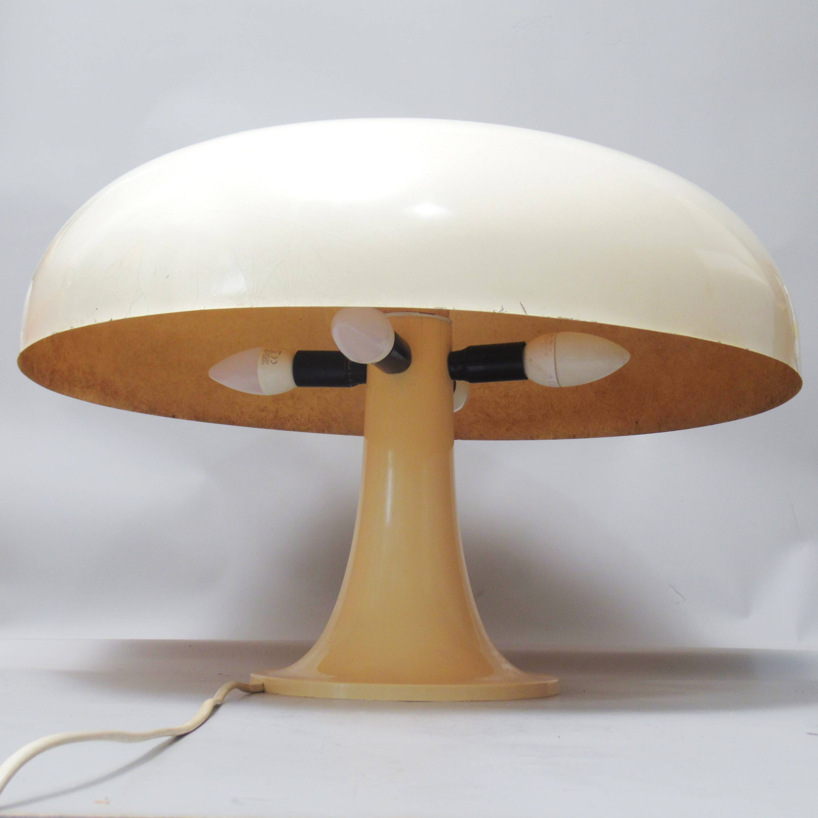 Large Nesso lamp Giancarlo Mattioli Artemide 1965