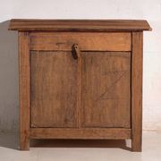 Meuble bas ancien en bois de pin – Europe centrale, vers 1870