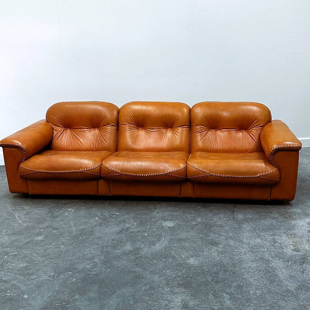 De Sede DS-101 cognac leather sofa/canape/couch with iconic baseball stitching