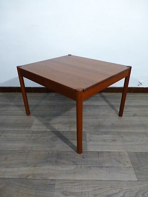 Coffee table in teak Magnus Olesen 1965