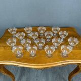 12 coupes à champagne en cristal, XIXe Siècle