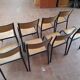 8 chaises d'école