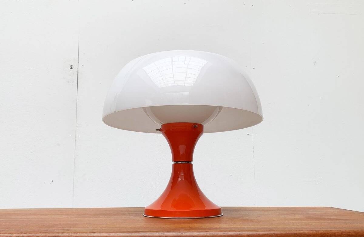 Italian table lamp from the mid-century space age by Gaetano Sciolari for Ecolight/Valenti.