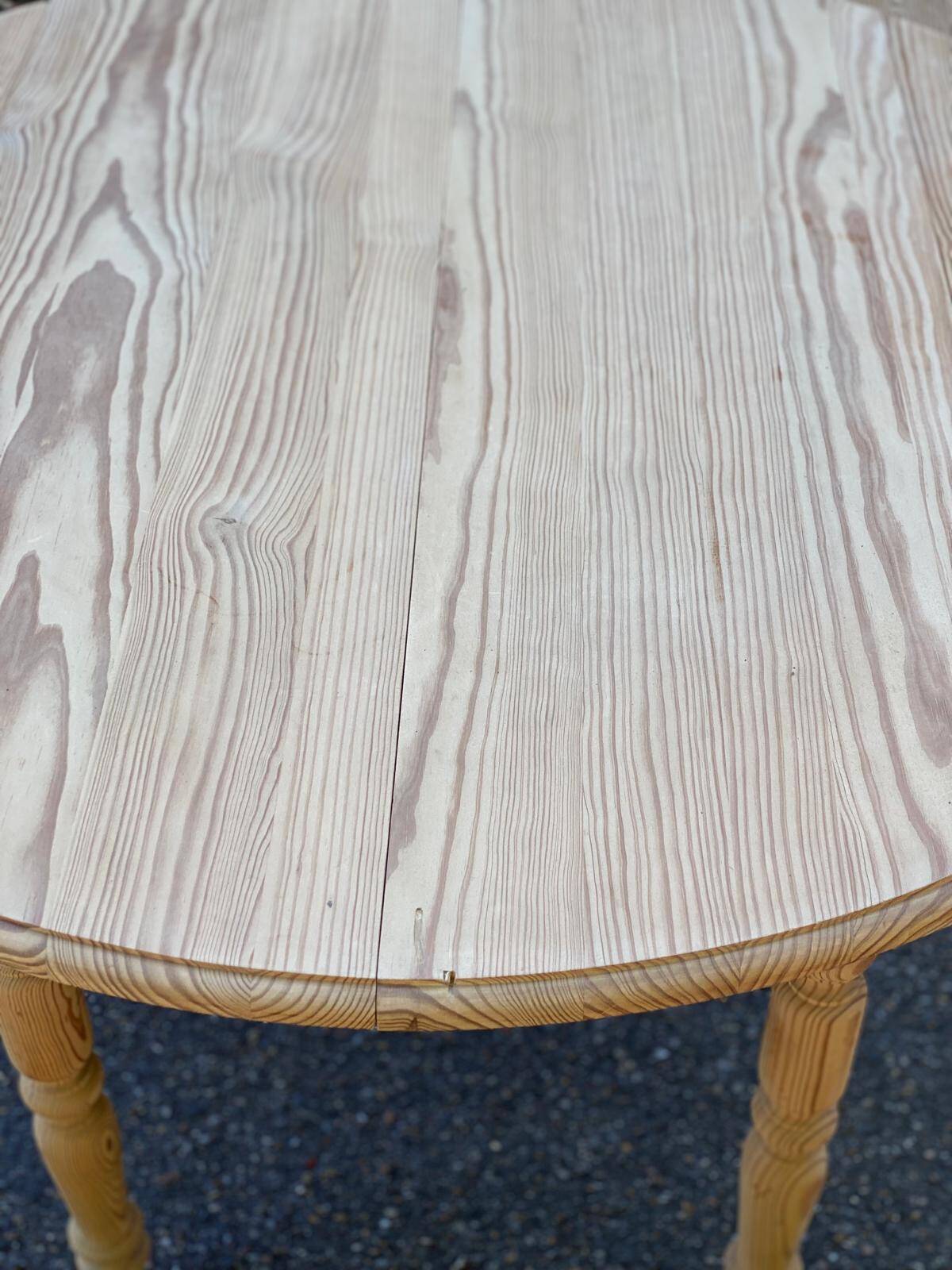 Louis Philippe extendable round dining table with shutters, renovated pine, 190cm