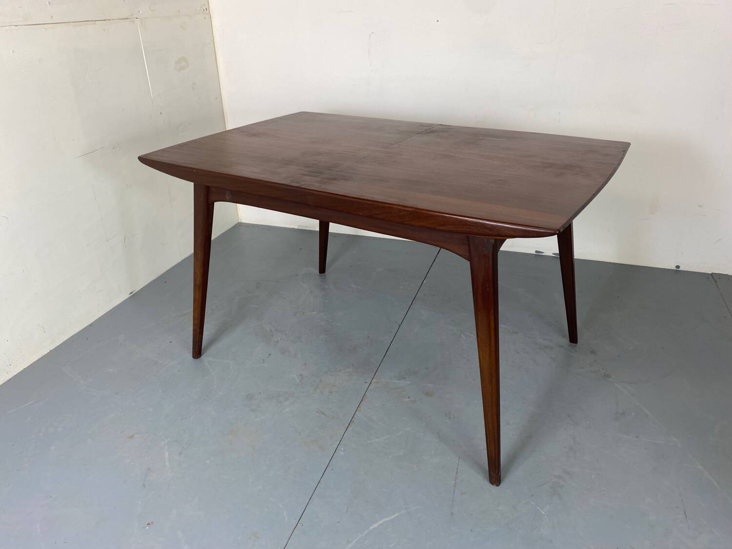 Scandinavian Style Mid Century Teak extendable Dining Table by Louis Van Teeffelen for Wébé, 1950s