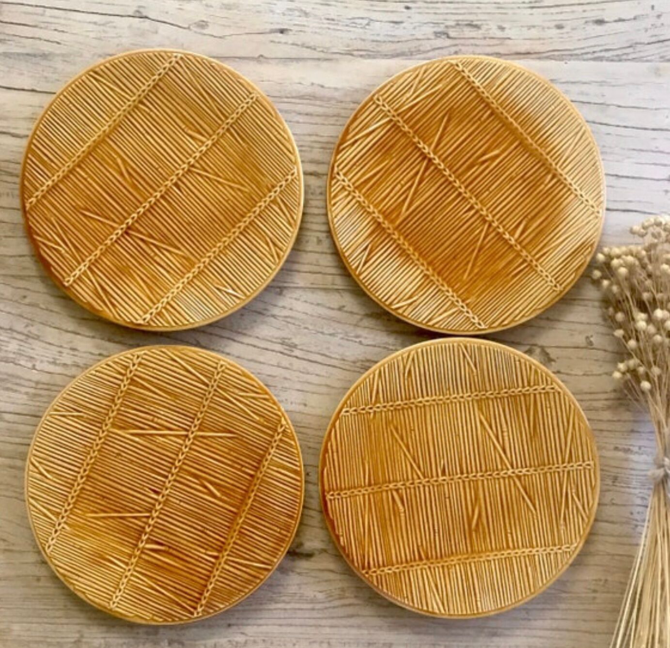 8 vintage Gien cheese plates france
