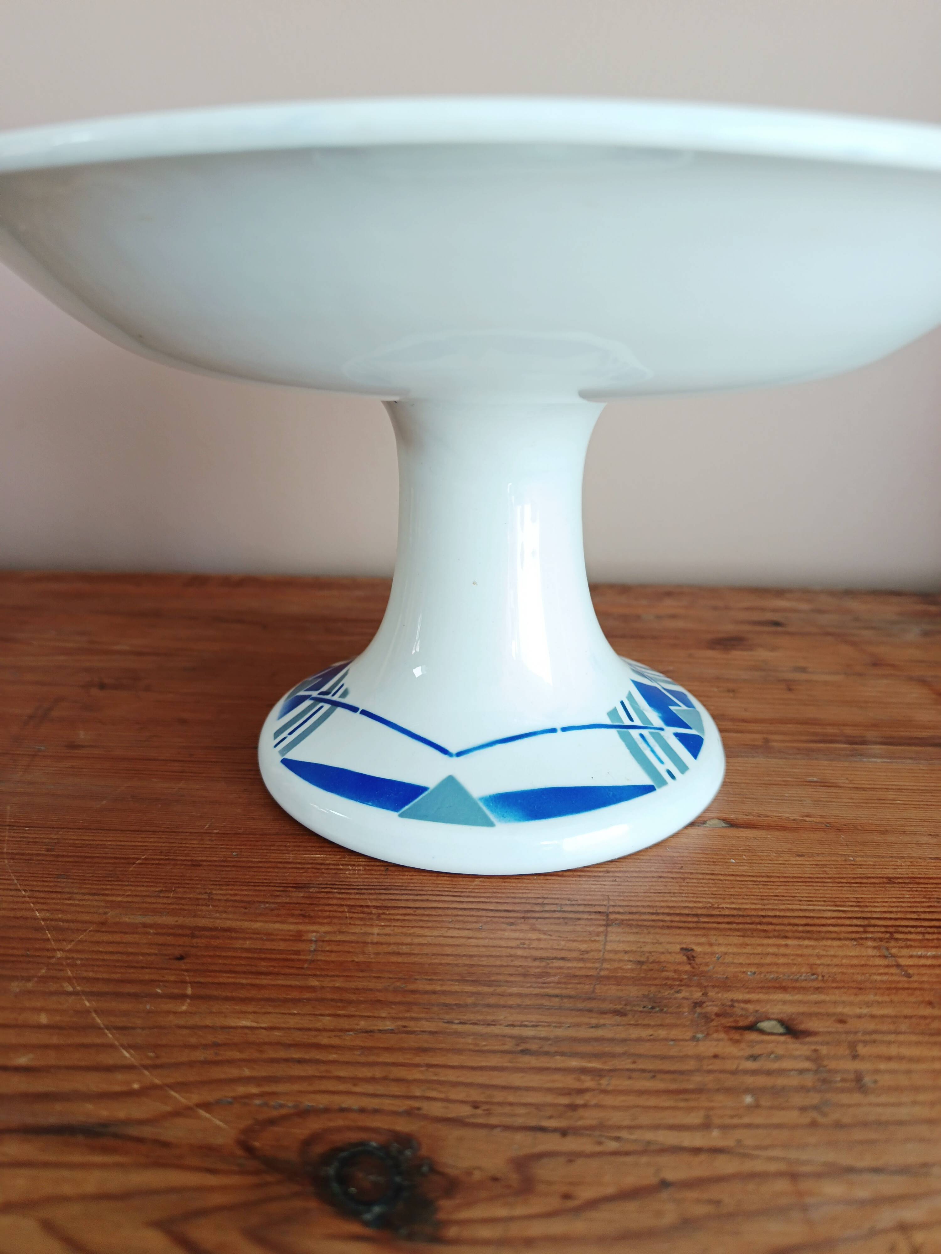 Compote dish, footed bowl Saint-Amand, Basque