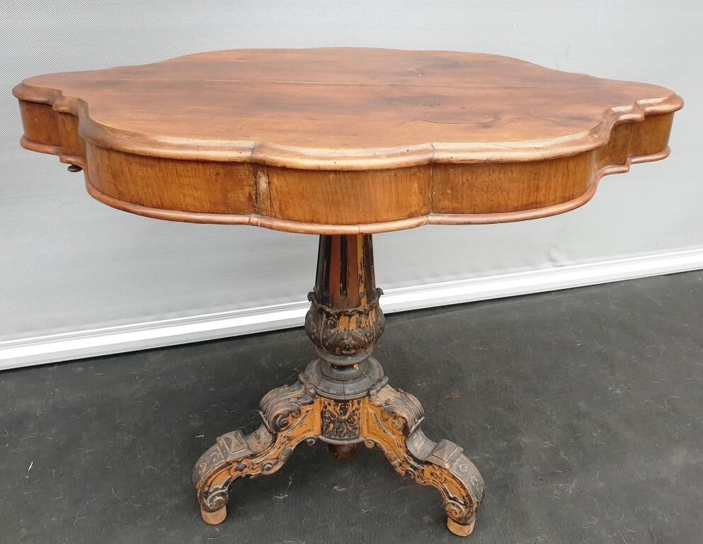 Louis Philippe violin lounge table 1830