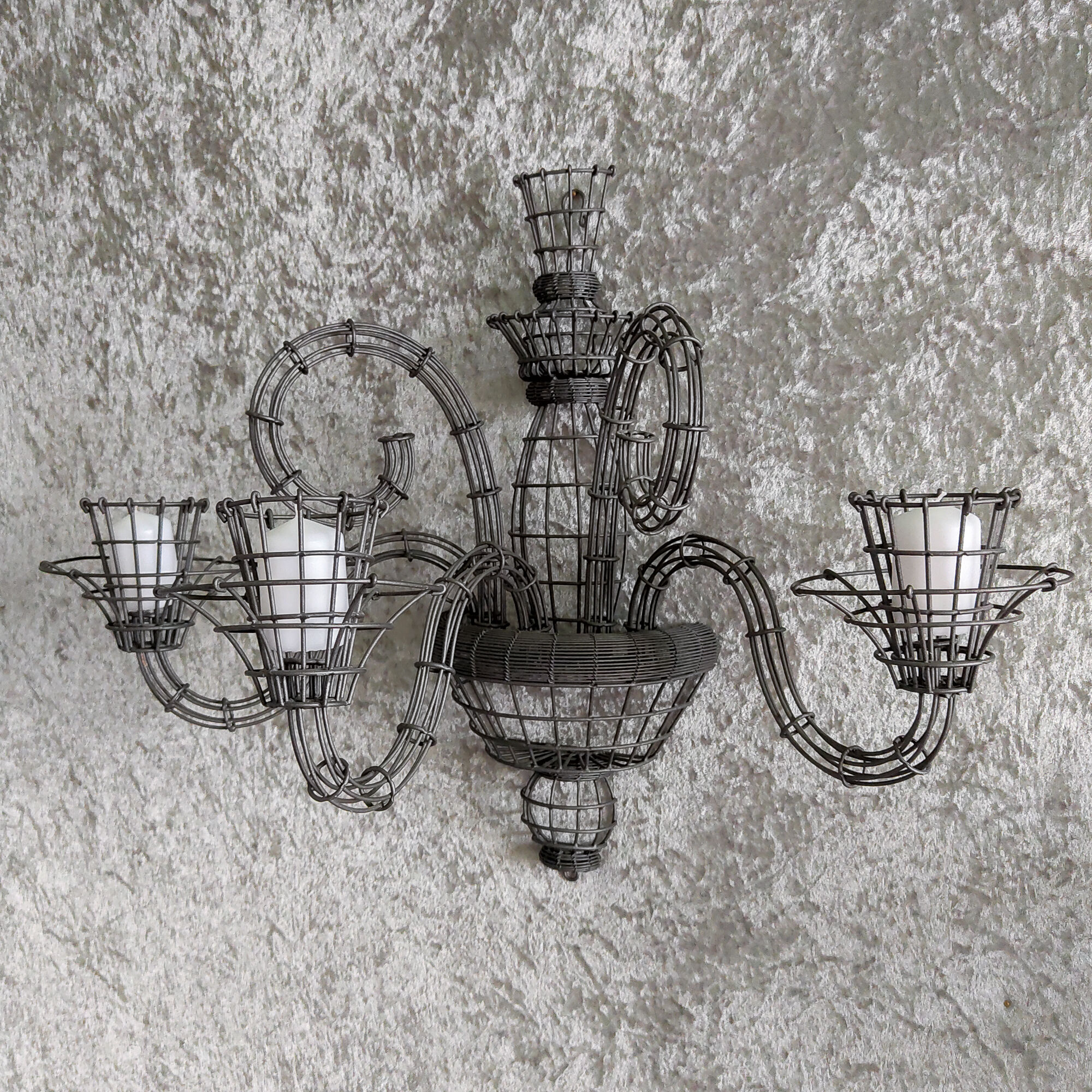 Wire wall chandelier