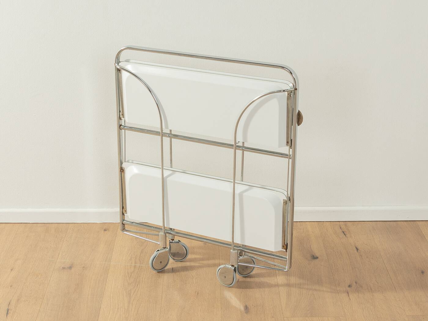 Chariot de service Dinett, Bremshey