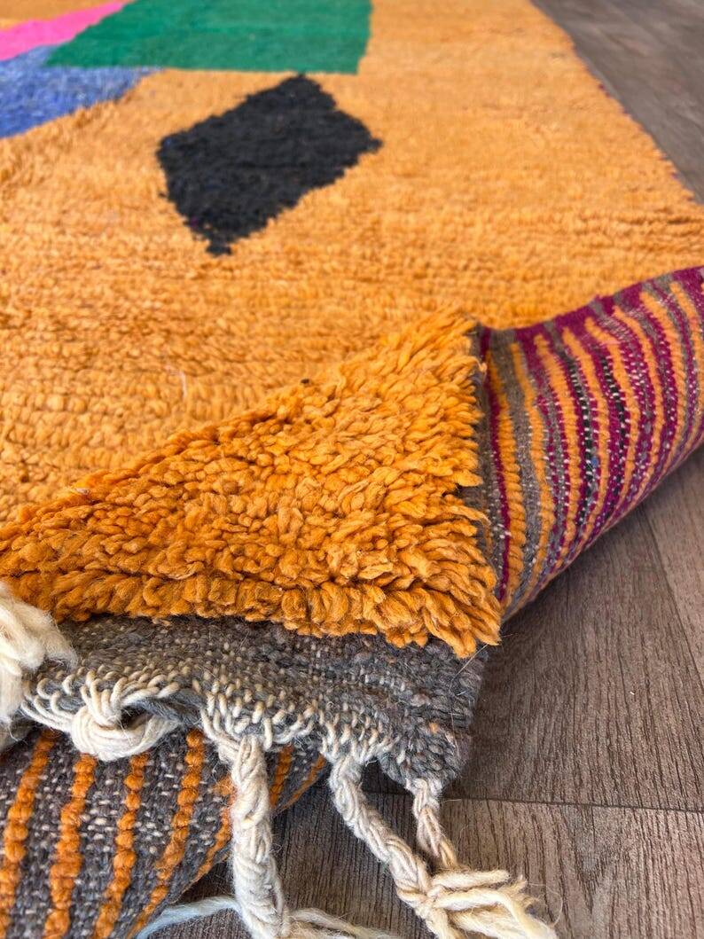 Traditional Moroccan rug 200cm x 300cm