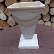Vase blanc en fonte