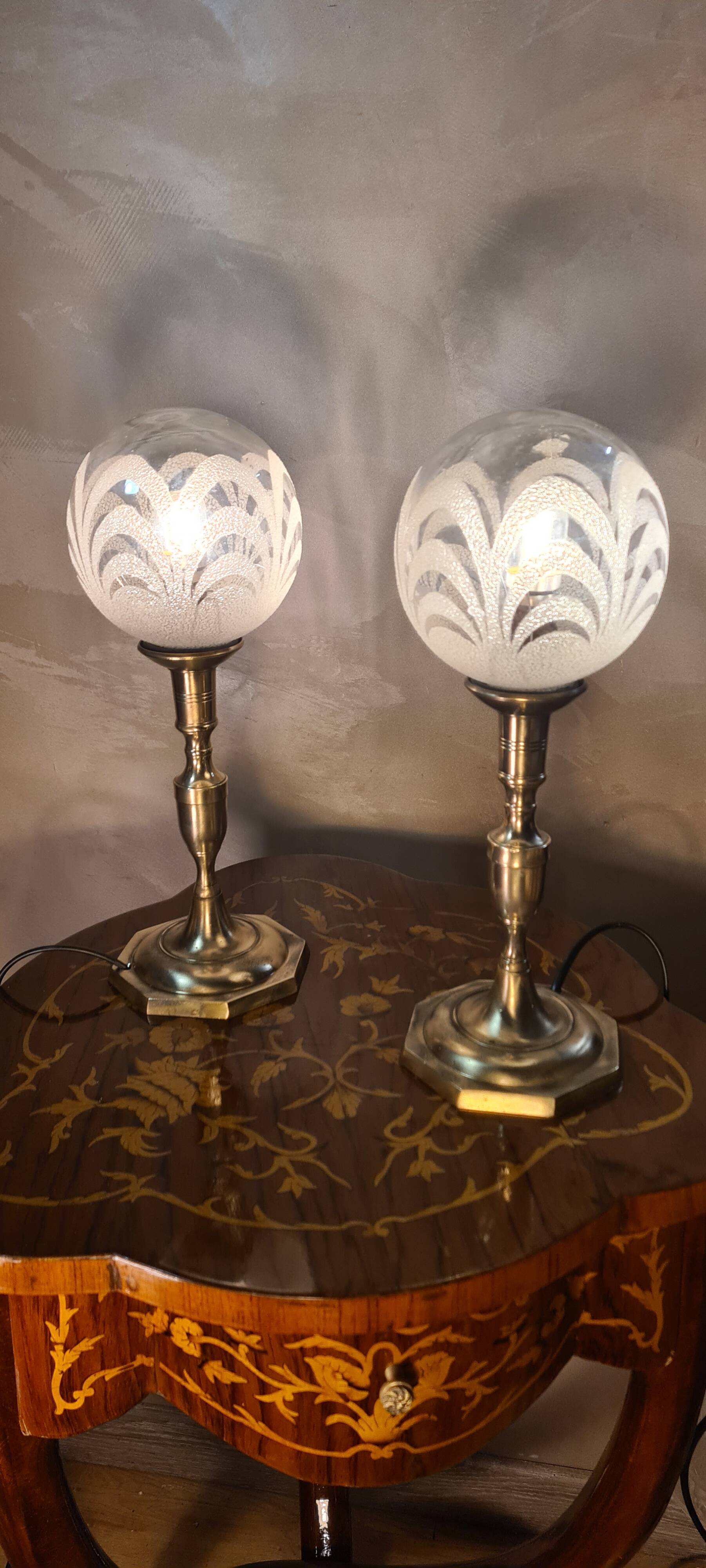 pair of brass bedside lamps and glass ball 32x160