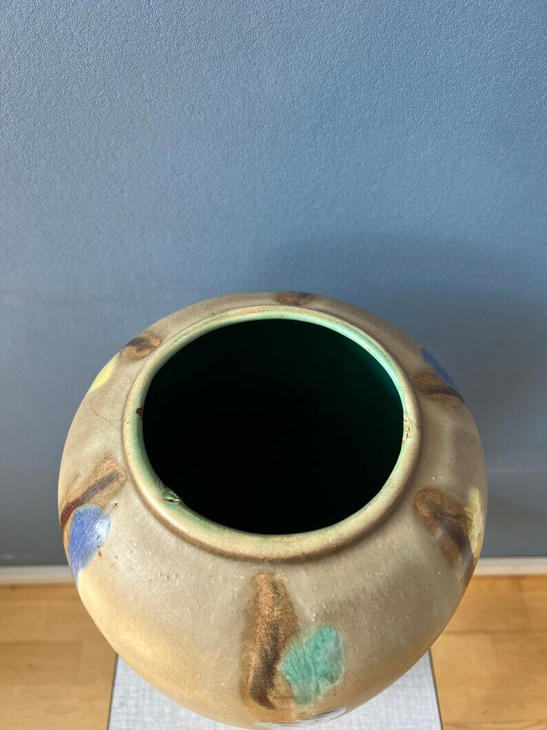 Colored ceramic vase