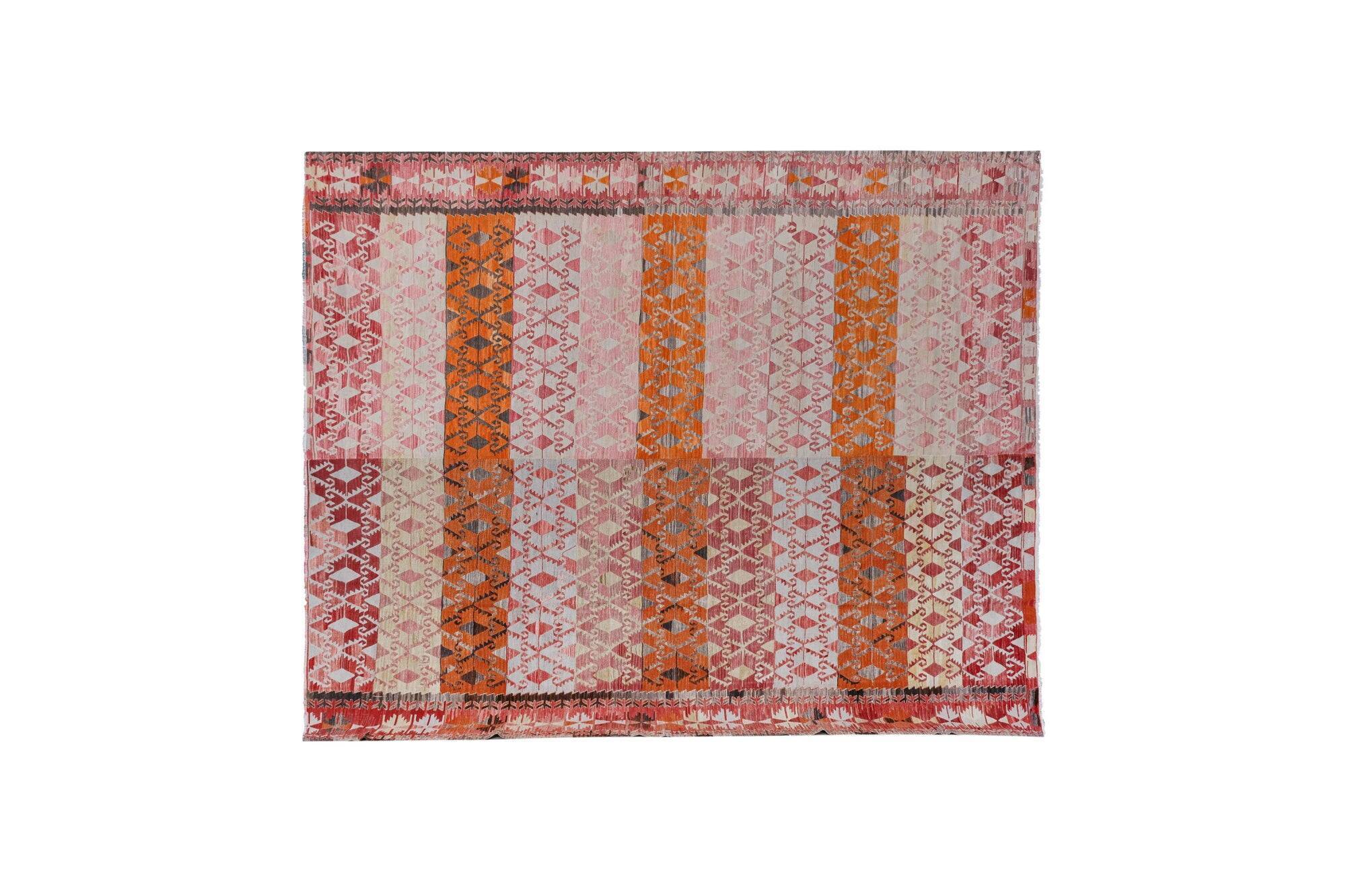 Vintage Turkish kilim, handwoven, 309x371 cm.