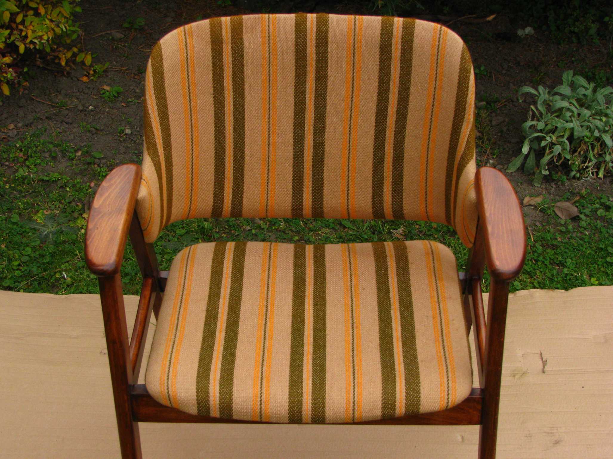 Scandinavian style desk chair