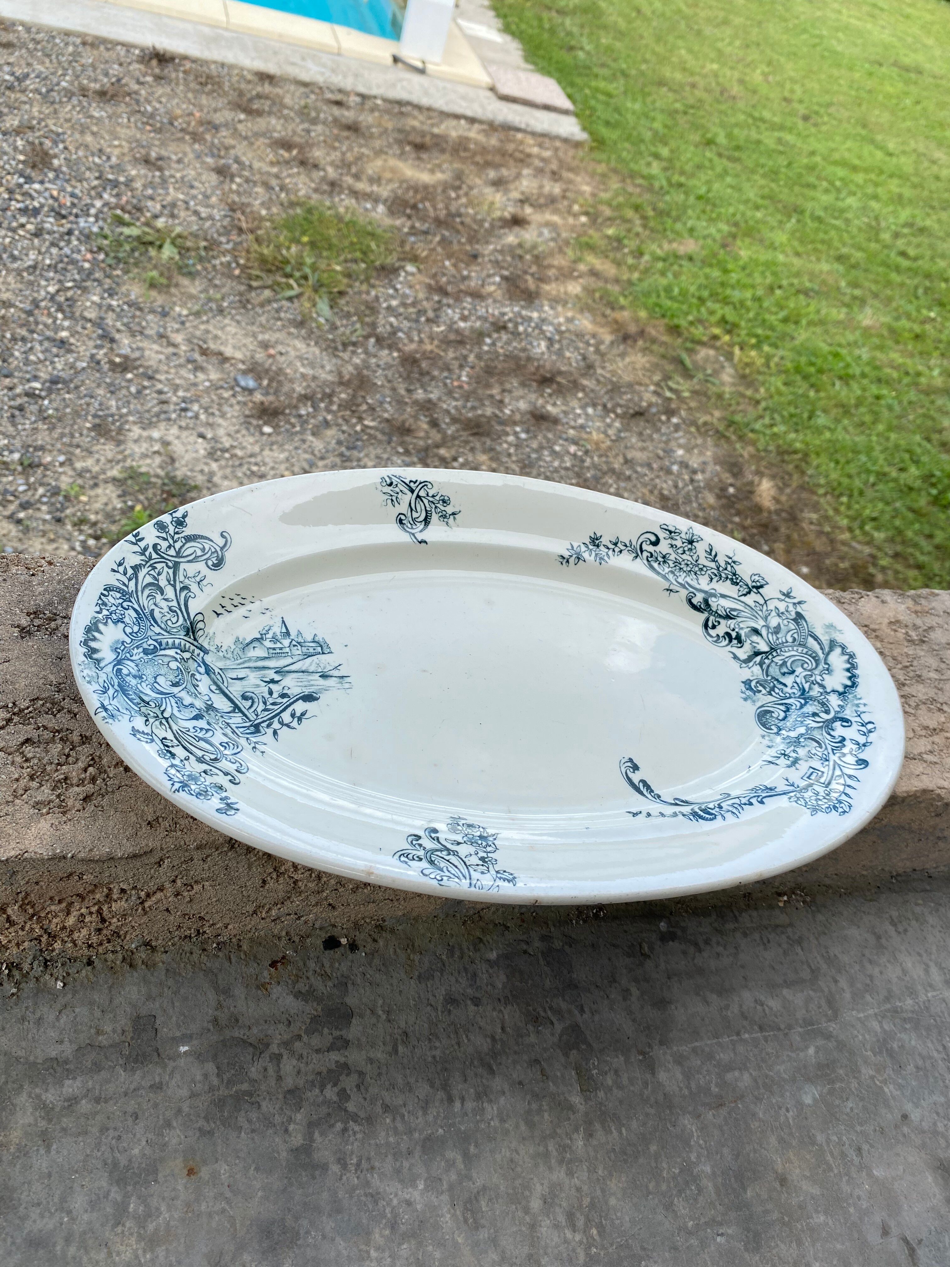 Antique oval serving platter – "Louis XV" model