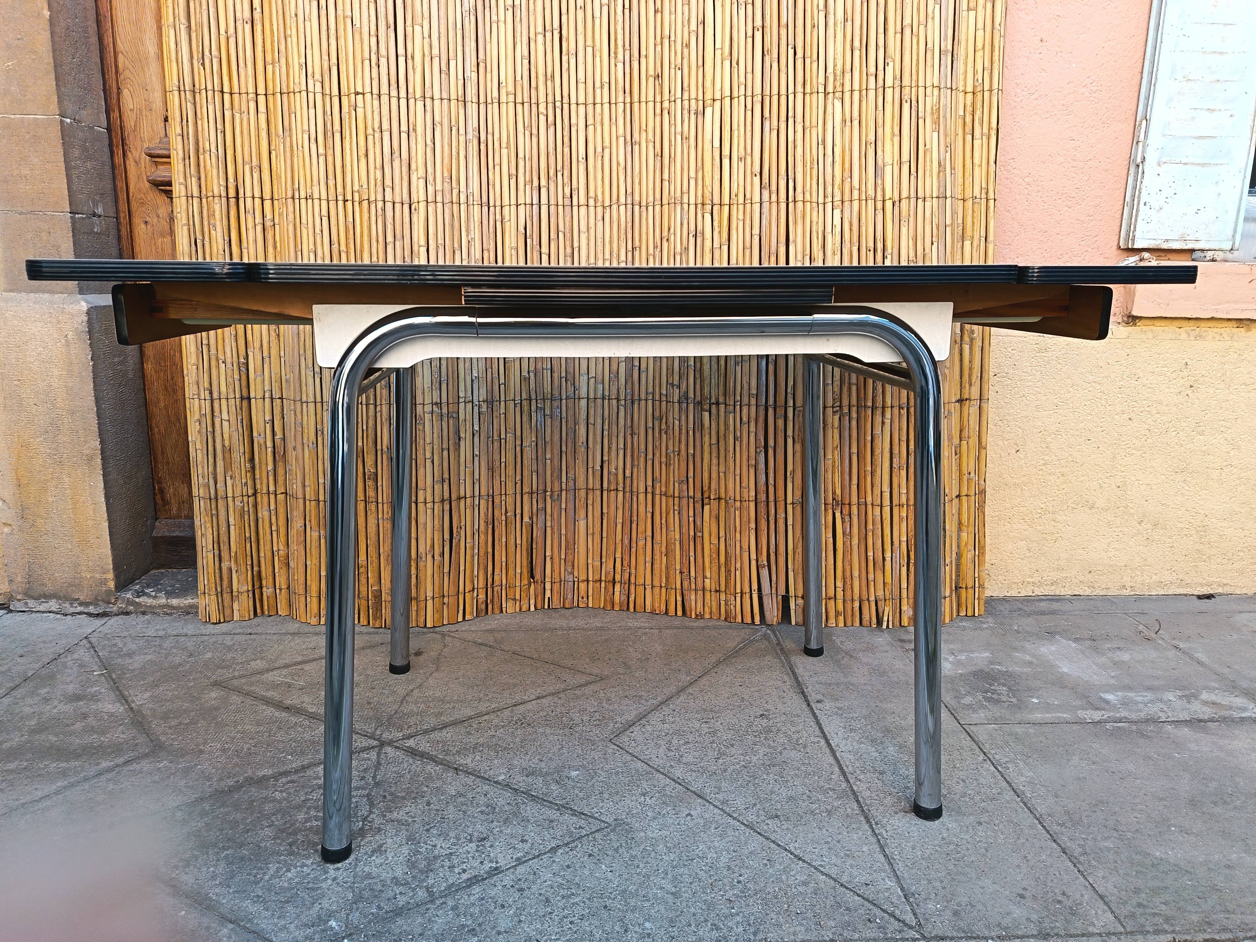 Formica table extensions