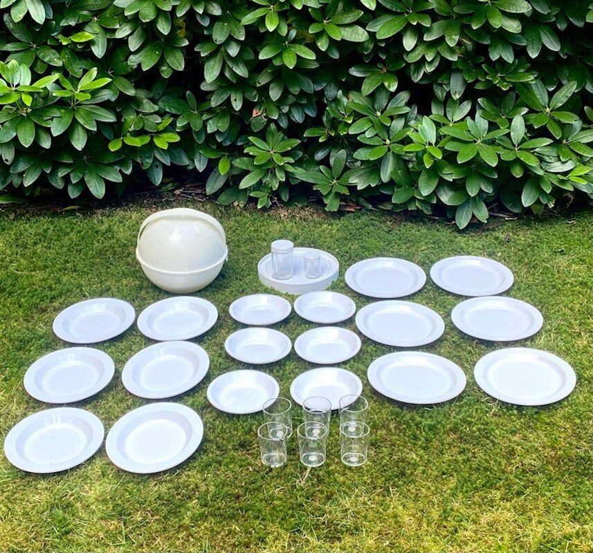 Carlo Viglino 'Pic Boll' 6 Person Vintage Picnic Set for Guzzini, Italy, 1968