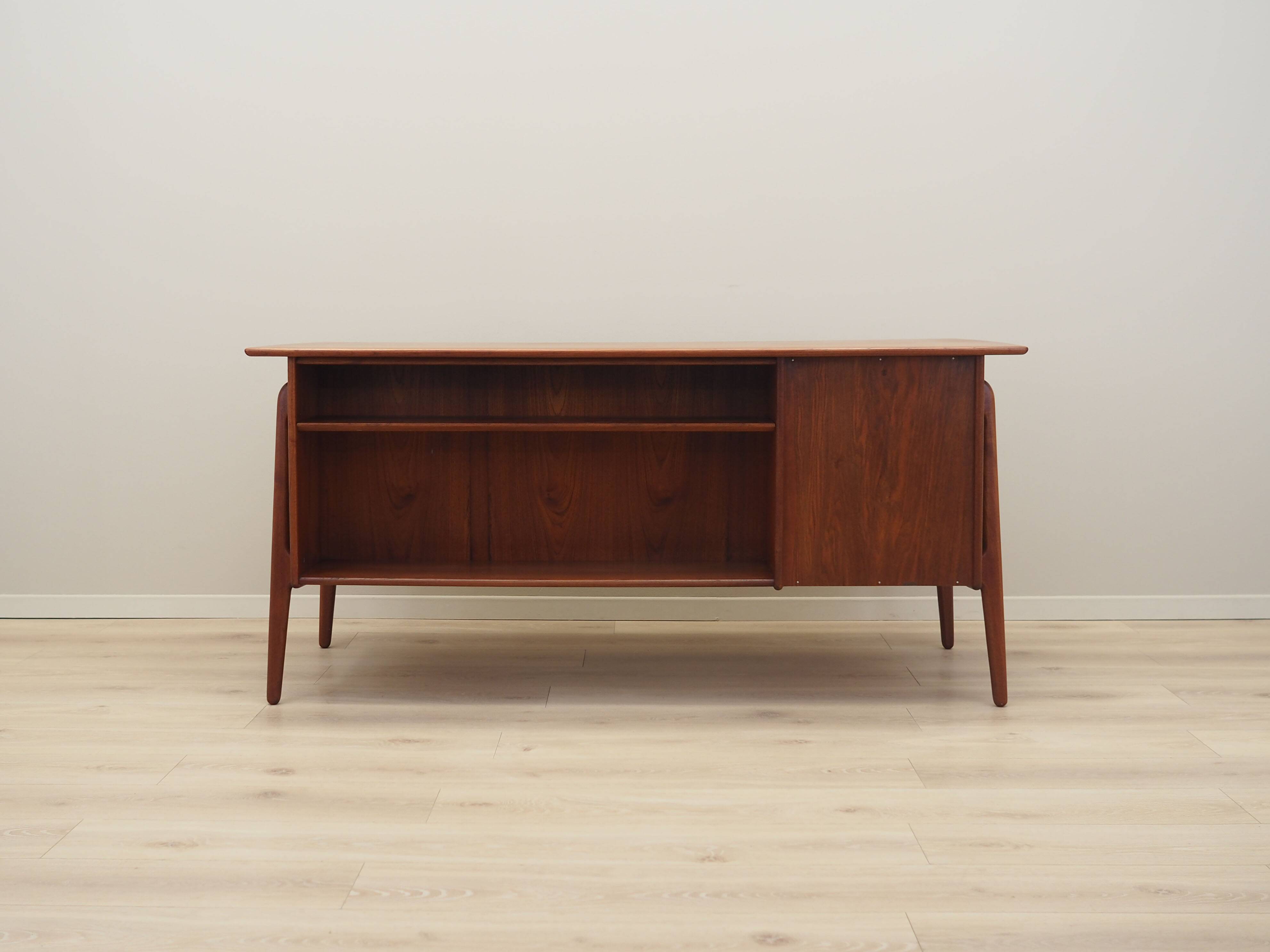 Teak desk, Danish design, 1960s, designer: Svend Age Madsen