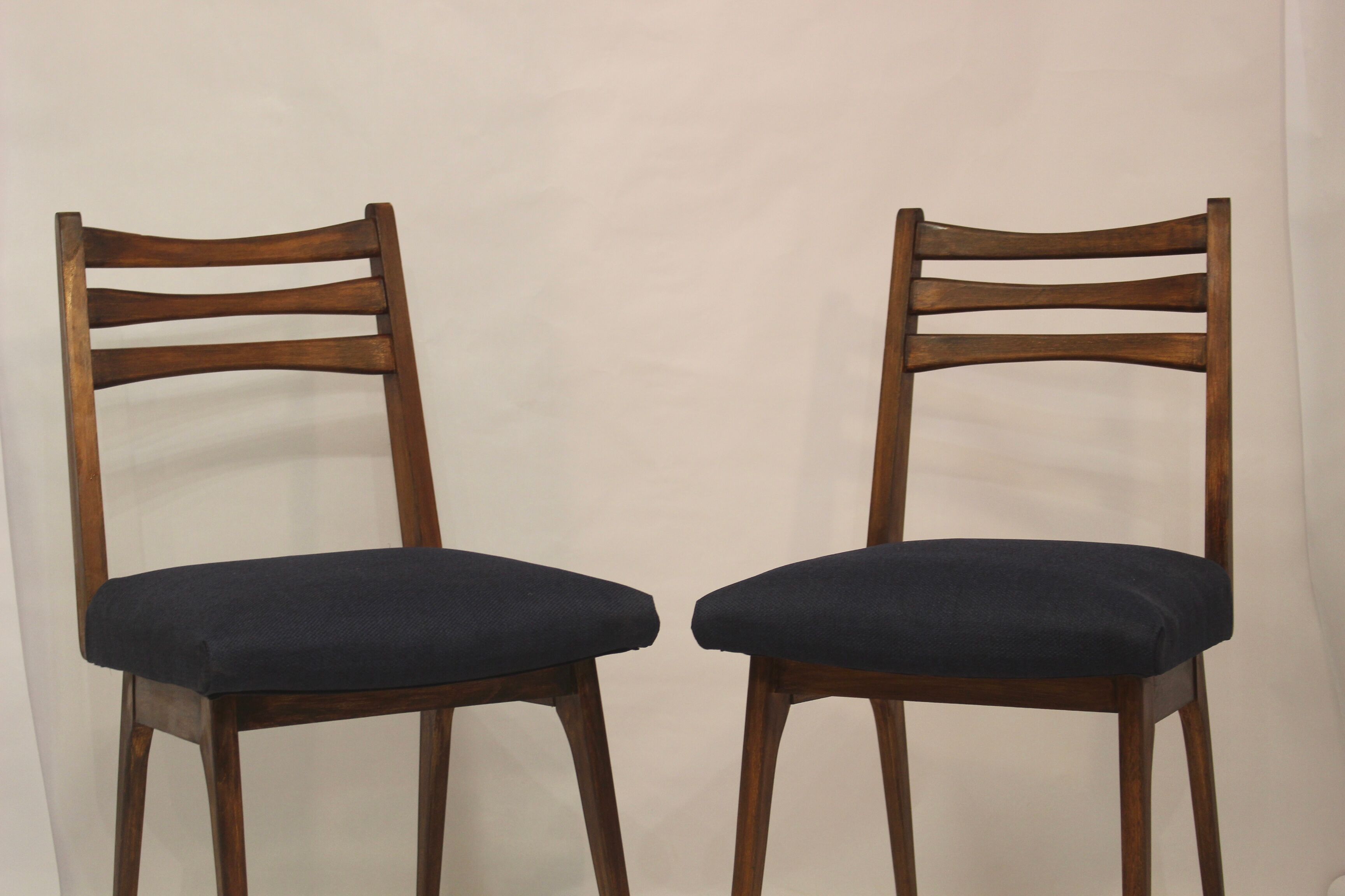 Pair of Scandinavian chairs seated night blue fabric restored, year 60.