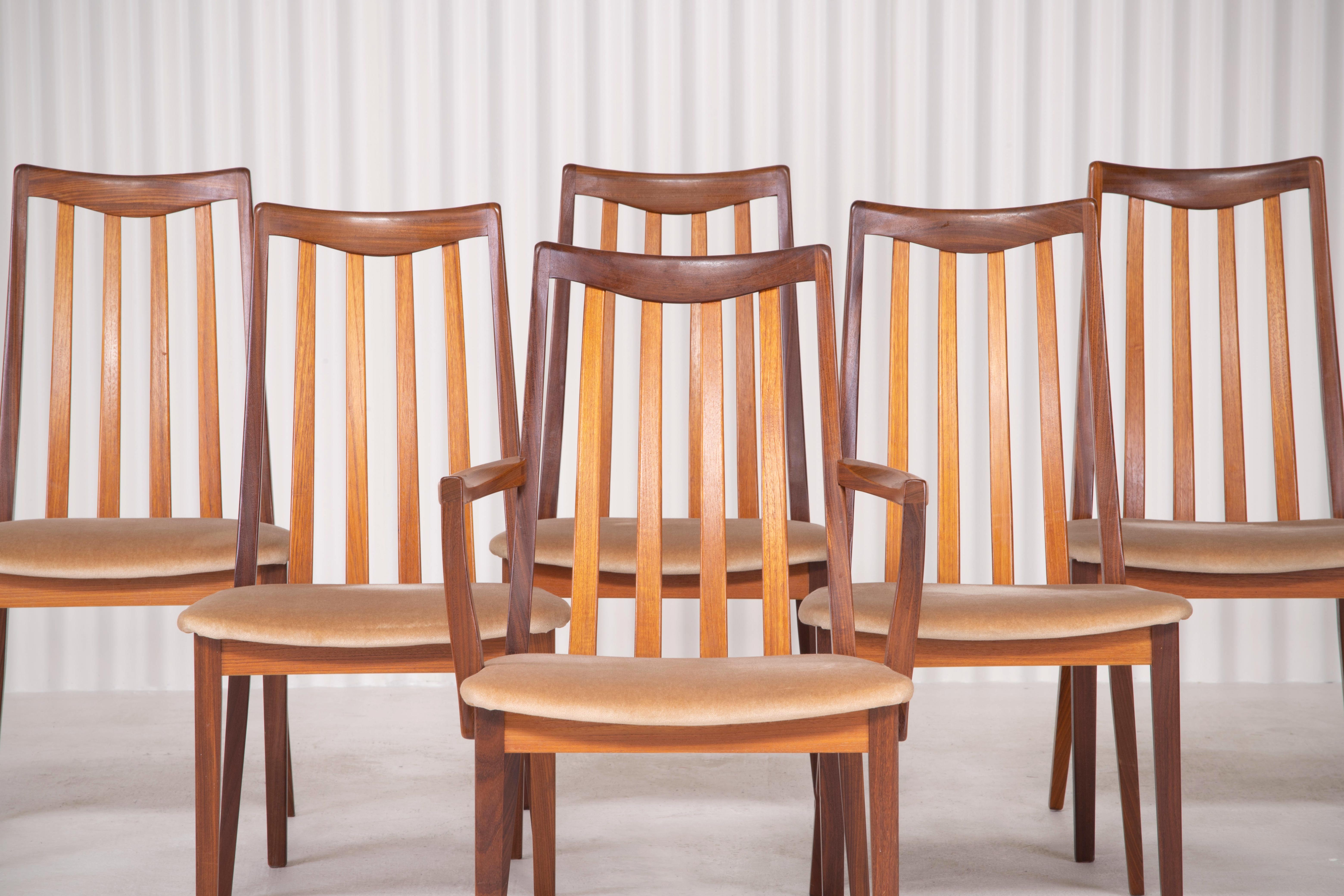 Série de 6 chaises scandinaves vintage