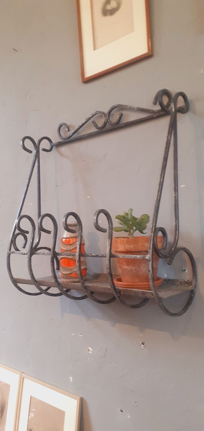 Vintage wall planter year 70