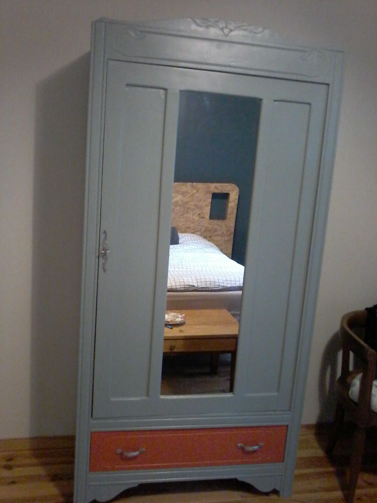 Cabinet parisisenne restored