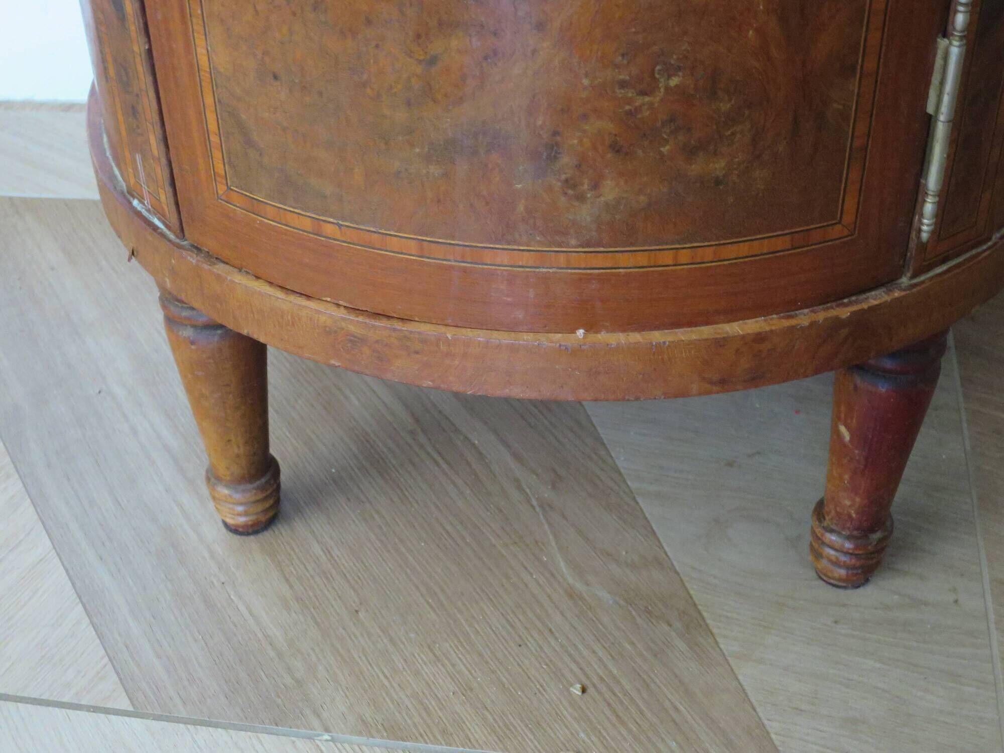 Small chest of drawers - Half-moon table - Louis XVI style - Elm burr veneer - Pla