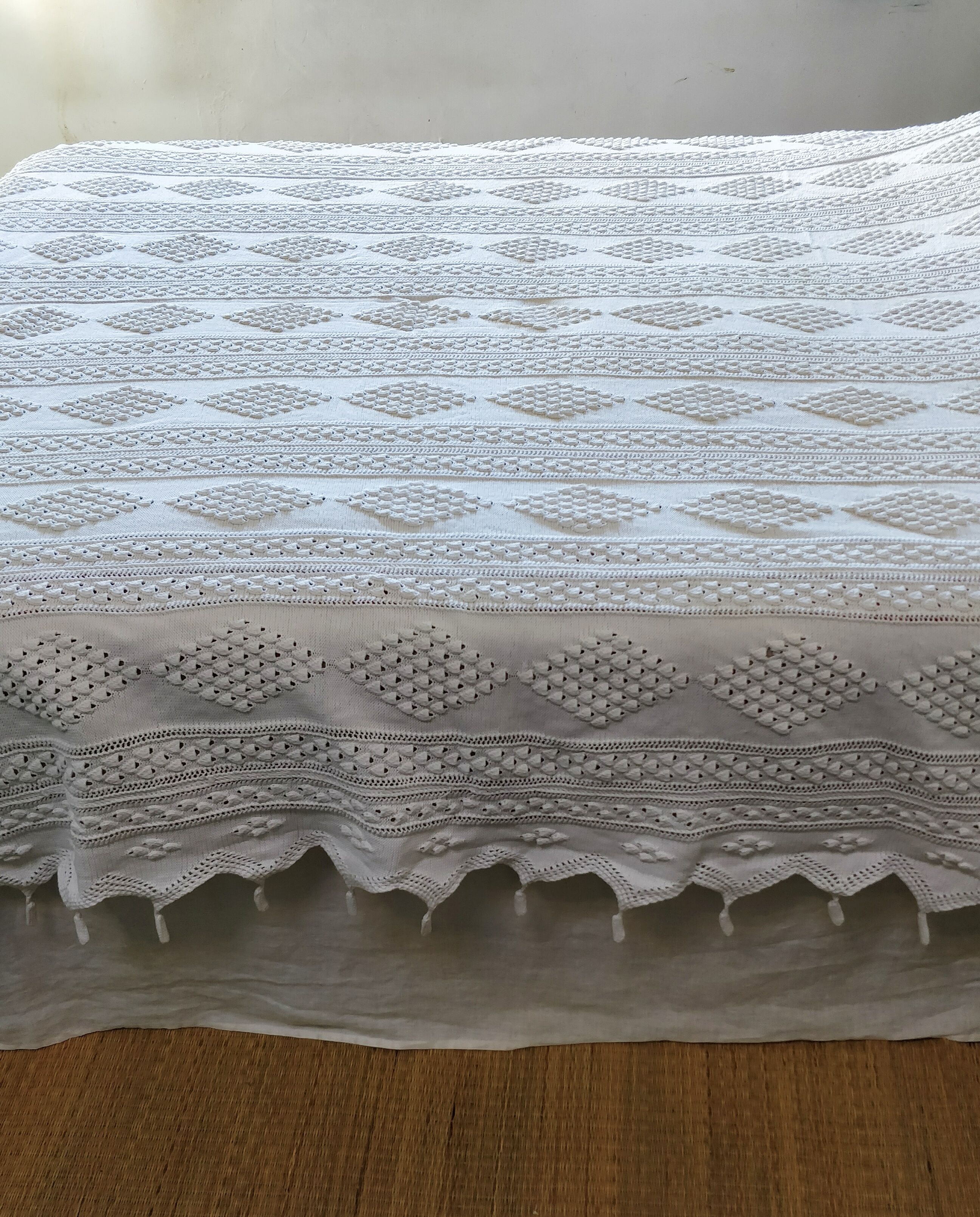 White crochet bed cover