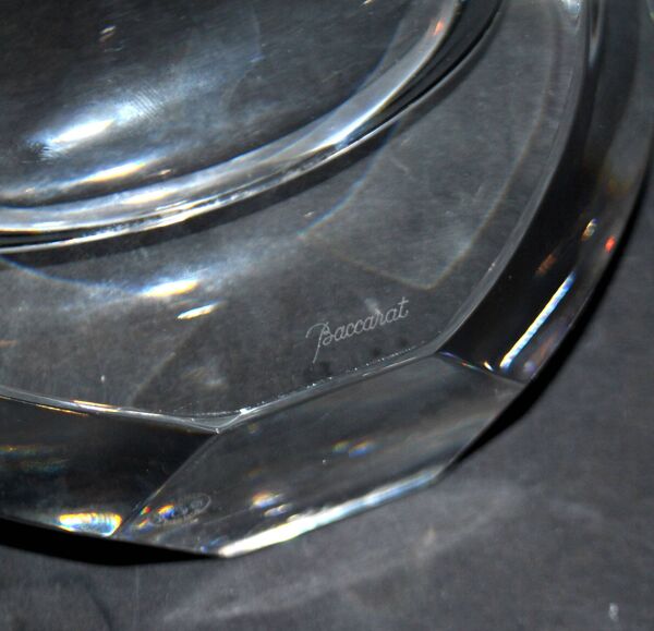 Vase design neptune en cristal de baccarat signé designer thomas bastide 1988