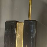 Paire de lampes à poser laquées noir et laiton, ca 1970