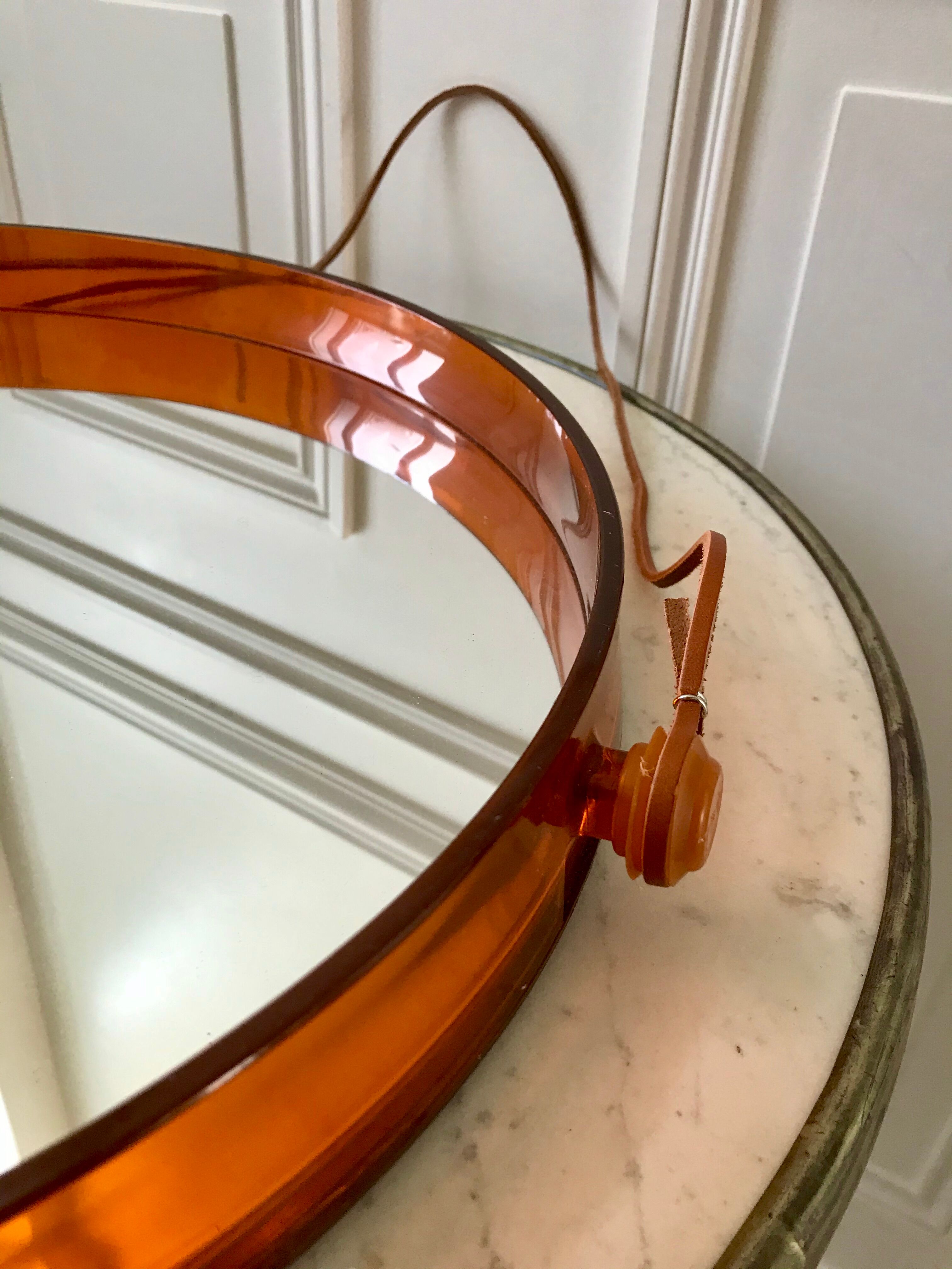 mirror cap brown orange design plexi and leather strap Made in France 1974