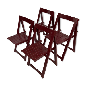 Ensemble de quatre chaises