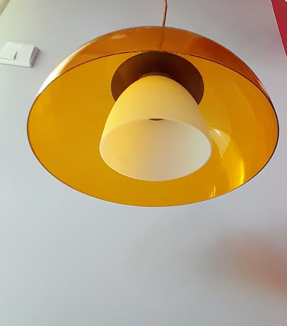 Orange pop suspension
