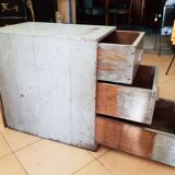 Drawer cabinet