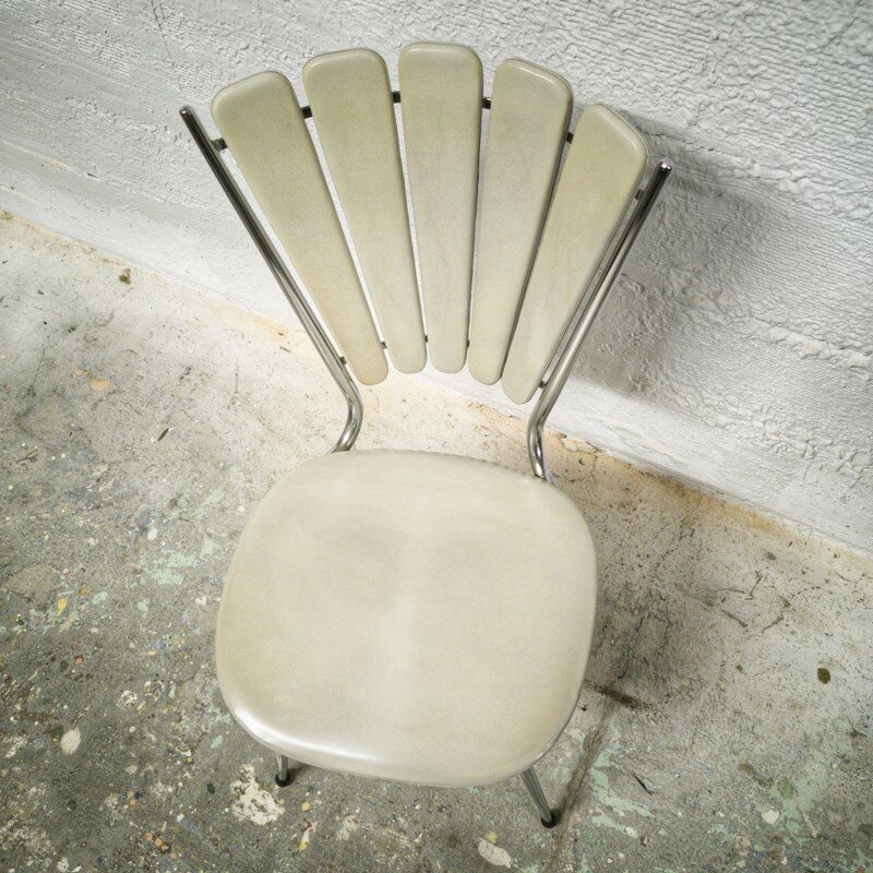 Vintage petal chair
