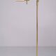 Lampadaire à bras oscillant Herda en laiton 1980