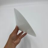 Glass wafer suspension