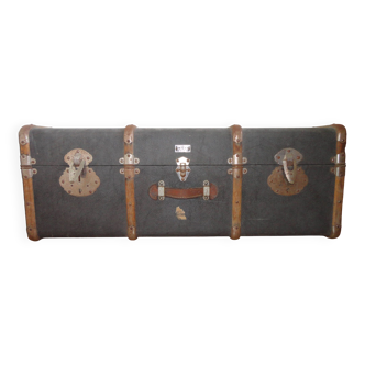 Old JMGÉ Travel Trunk