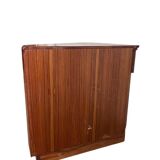 Meuble d'angle vintage dyrlund en teck /. armoire