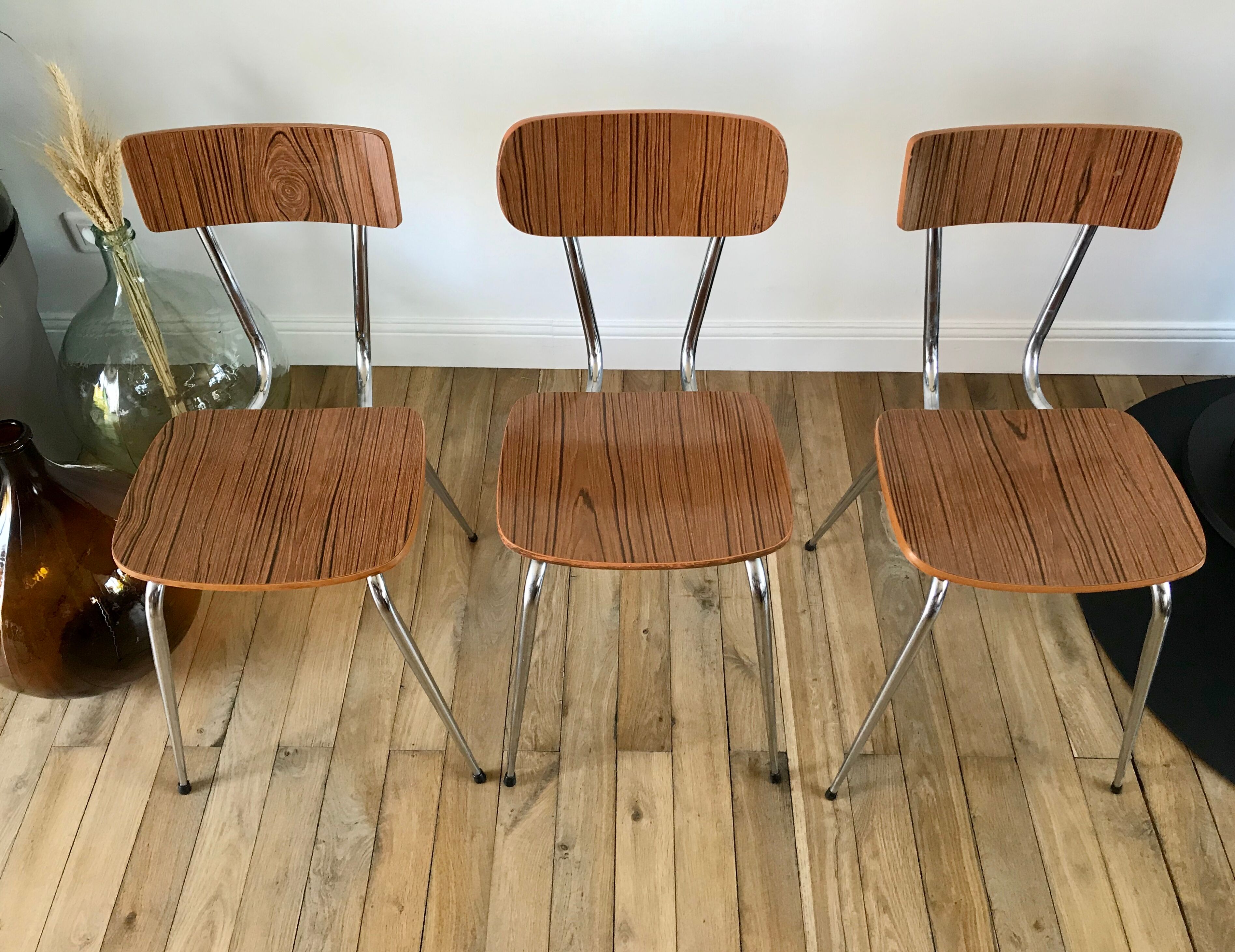 Trio of chairs in icy brown formica 70s