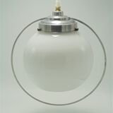 Opaline globe suspension