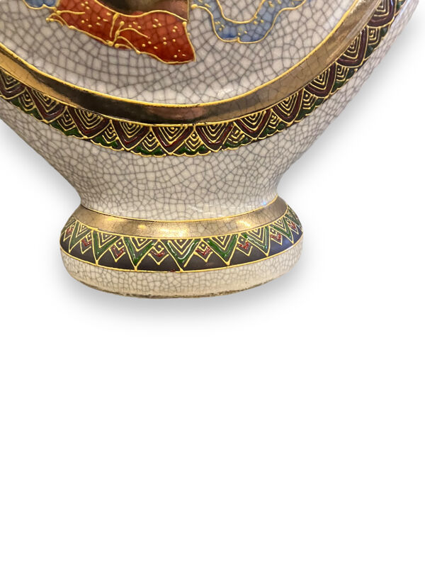 Paire de vases gourde en faïence japonaise de satsuma