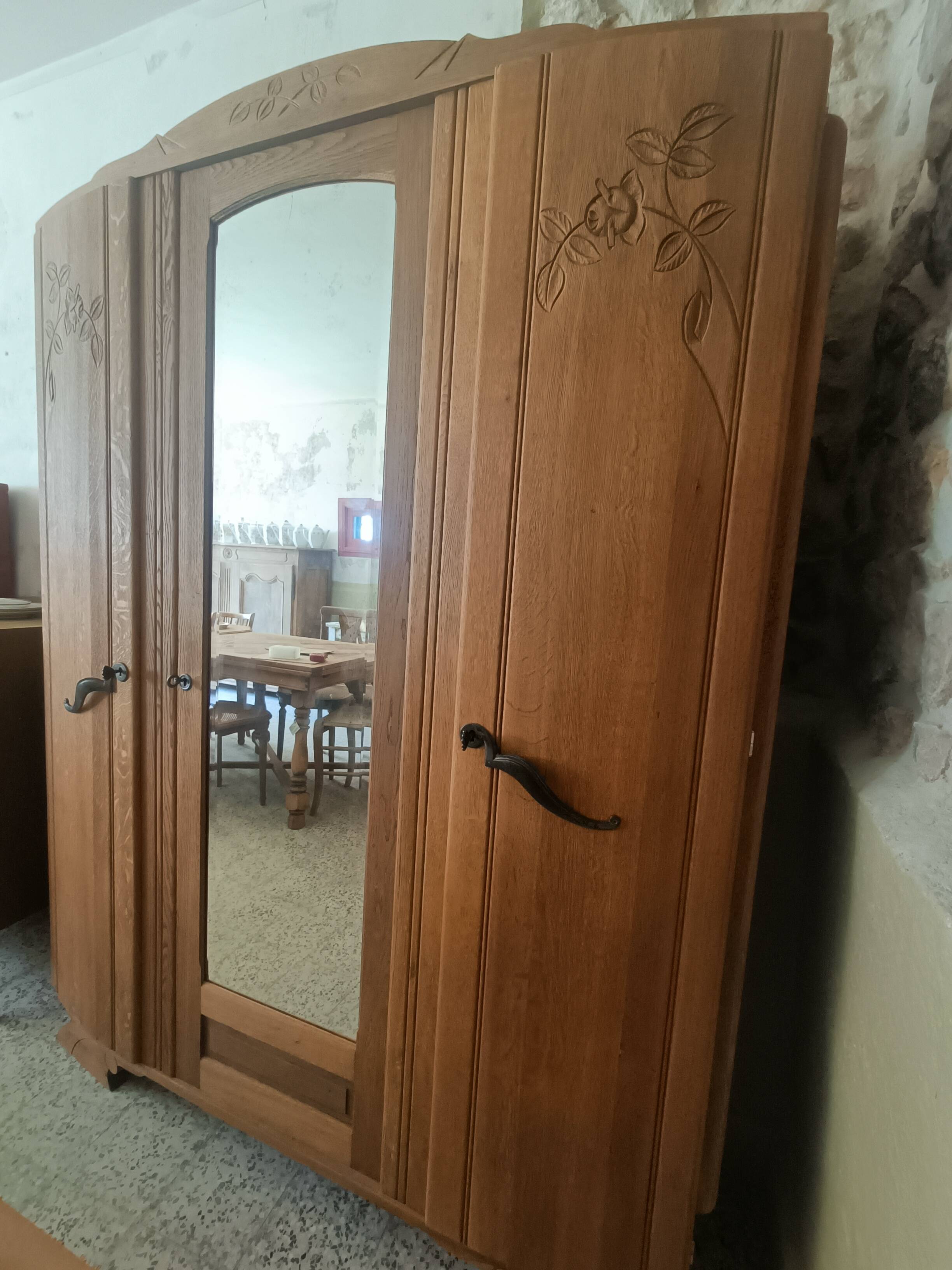 Armoire Art Déco rénovée