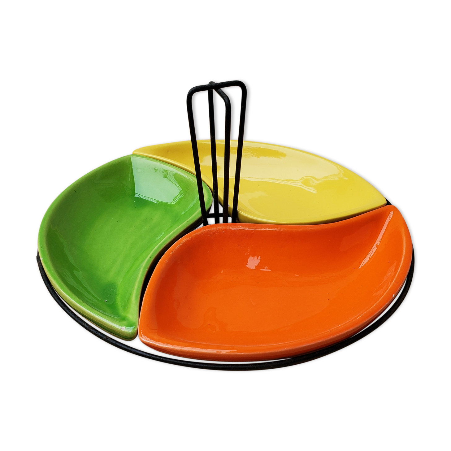 60 colorful compartmentalized dish