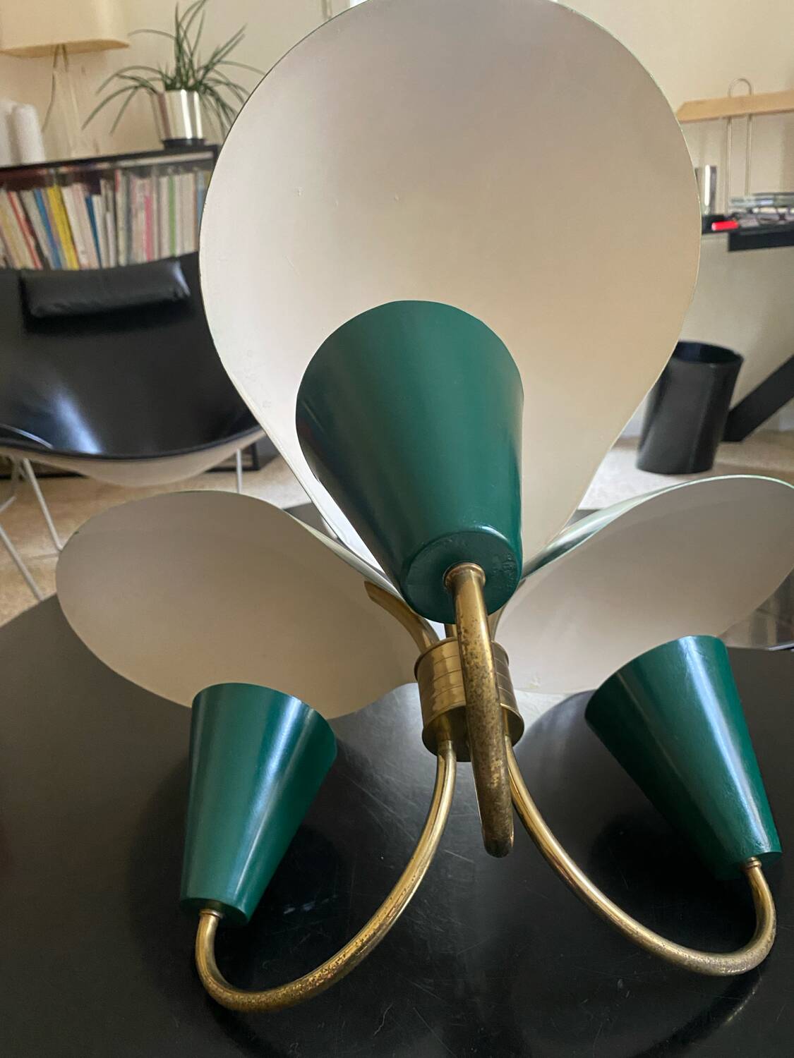 Vintage 3-light chandelier in gilded brass and metal from the 50s