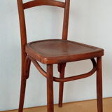 Art-nouveau bistro chair in bentwood