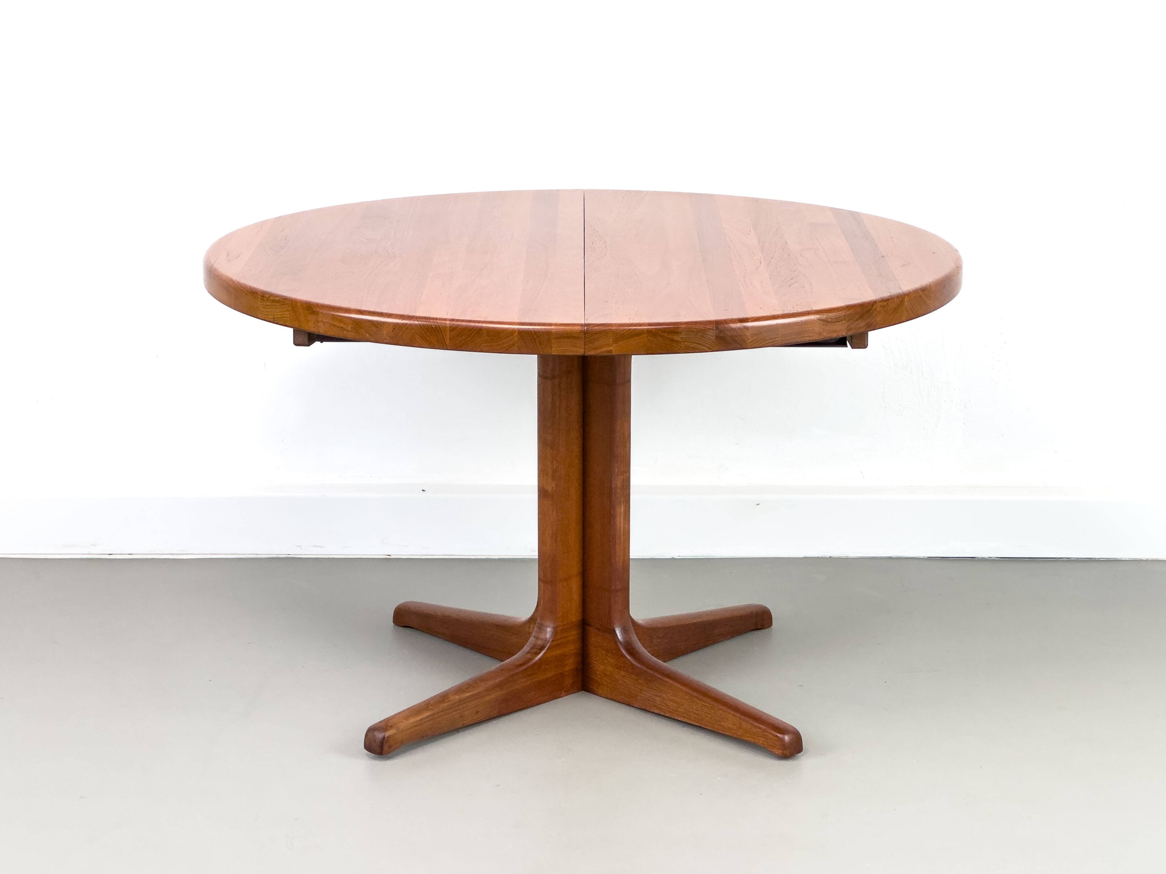 Table à manger ronde en teck danois avec rallonge, années 1970